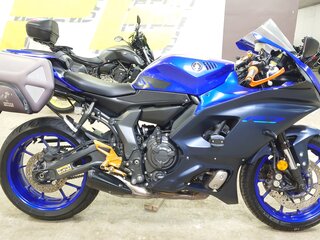 2021 Yamaha YZF-R7, синий, 685000 рублей, вид 4