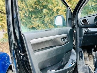 2019 Peugeot Traveller I, чёрный, 1500000 рублей, вид 5