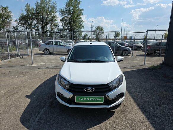 2024 Lada (ВАЗ) Granta I Рестайлинг, белый - вид 2