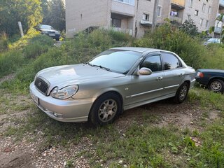 2002 Hyundai Sonata IV (EF) Рестайлинг, серебристый, 200000 рублей, вид 1