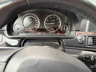 2016 BMW 5 серии 520i VI (F10/F11/F07) Рестайлинг, серый, 2300000 рублей, вид 5