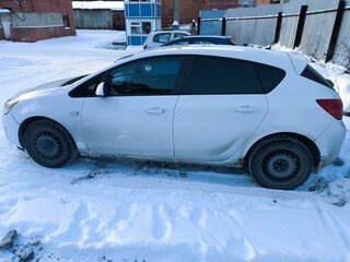 2011 Opel Astra J, белый, 415000 рублей, вид 3