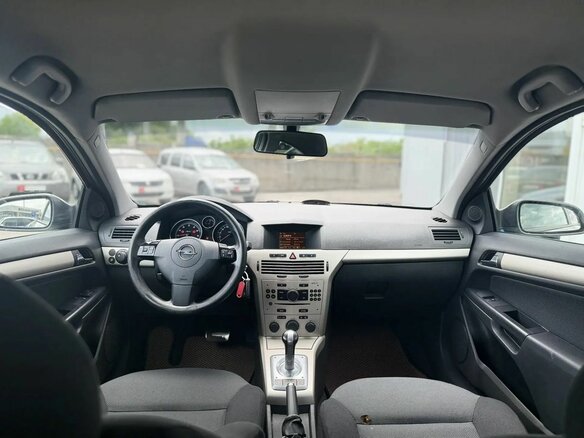 2007 Opel Astra GTC H Рестайлинг, бежевый - вид 11