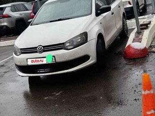 2010 Volkswagen Polo V, белый, 302000 рублей, вид 2