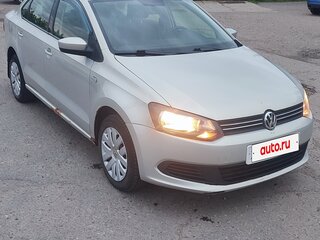 2012 Volkswagen Polo V, серебристый, 515000 рублей, вид 2