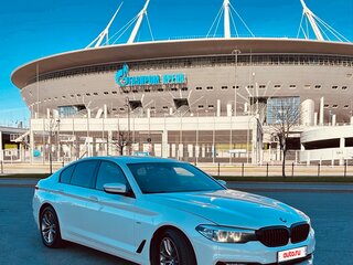 2017 BMW 5 серии 520d VII (G30/G31/G38), белый, 2300000 рублей, вид 2