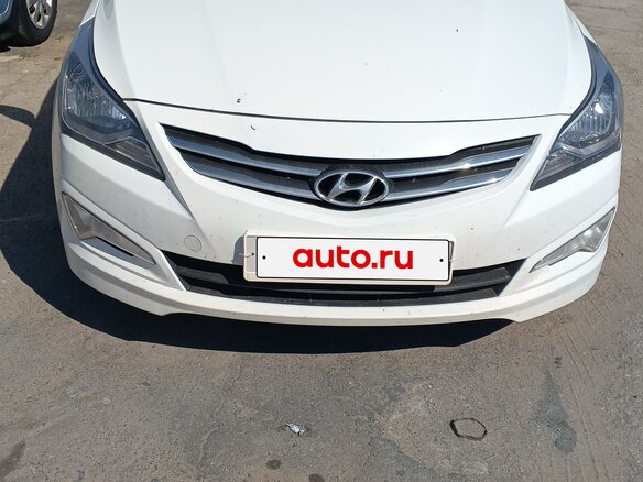 2016 Hyundai Solaris I Рестайлинг, белый, 1050000 рублей