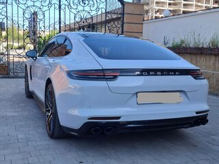 2017 Porsche Panamera 4 E-Hybrid II, серый, 7000000 рублей, вид 4