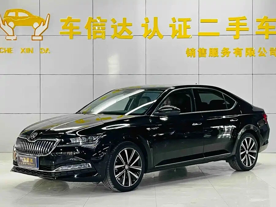 Открыть фотографии: Skoda Superb III Рестайлинг