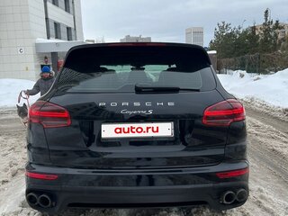 2016 Porsche Cayenne S II Рестайлинг (958), чёрный, 4400000 рублей, вид 3