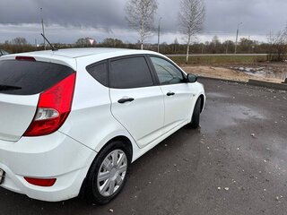 2012 Hyundai Solaris I, белый, 450000 рублей, вид 3