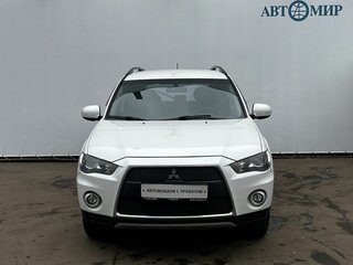 2011 Mitsubishi Outlander II Рестайлинг, белый, 930000 рублей, вид 2