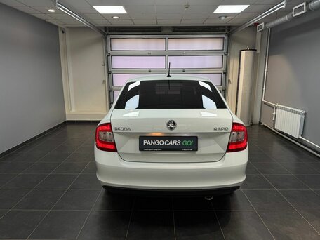 2015 Skoda Rapid I, белый, 945000 рублей, вид 5