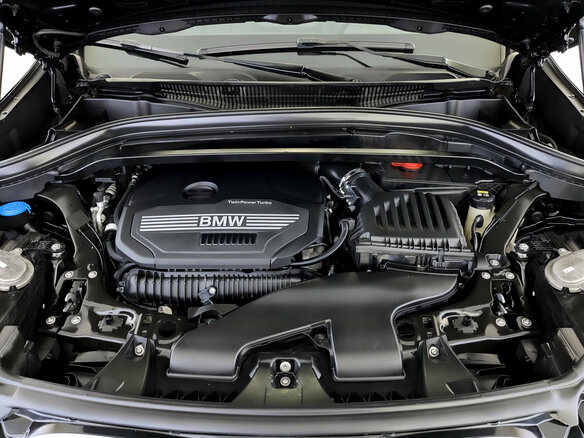 2021 BMW X1 20i xDrive II (F48) Рестайлинг, чёрный, 3450000 рублей - вид 8