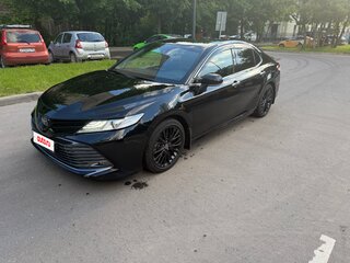 2018 Toyota Camry VIII (XV70), чёрный, 2600000 рублей, вид 1