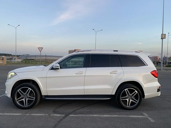 2014 Mercedes-Benz GL-Класс 350 II (X166), белый, 3350000 рублей - вид 1