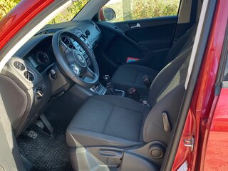 2012 Volkswagen Tiguan I Рестайлинг, красный, 900000 рублей, вид 5