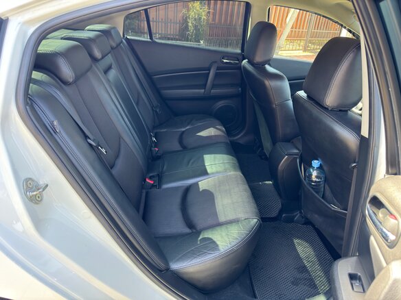 2010 Mazda 6 II (GH) Рестайлинг, белый, 950000 рублей - вид 13