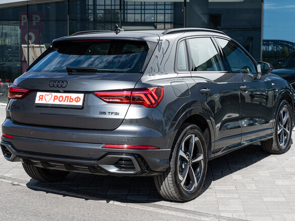 2026 Audi Q3 35 TFSI II (F3), серый, 4399500 рублей - вид 5