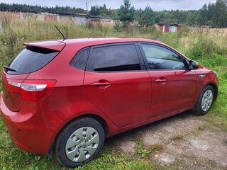 2012 Kia Rio 5-speed III, красный, 630000 рублей, вид 2