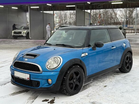 2011 Mini Hatch Cooper S II (R56) Рестайлинг, синий, 1200000 рублей