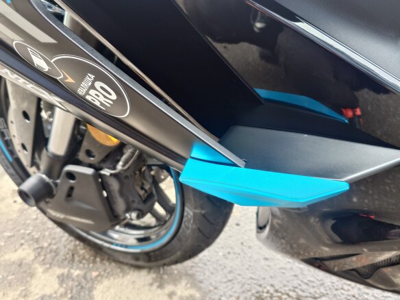 2025 CFMoto 675SR-R, чёрный, 700000 рублей - вид 15