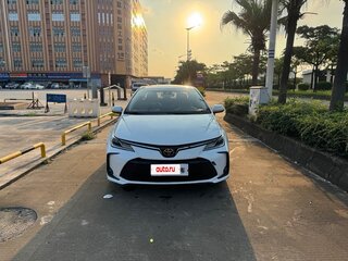 2022 Toyota Corolla XII (E210), белый, 1175000 рублей, вид 2