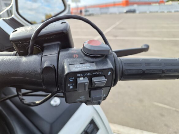 1999 Honda GL 1500 Gold Wing, белый, 880000 рублей - вид 16