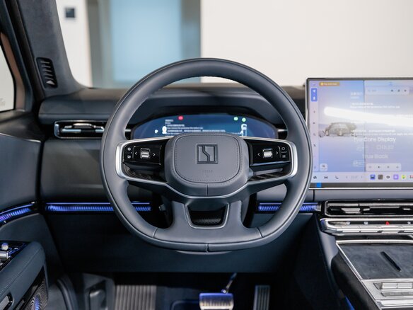2026 Zeekr 9X 70 kWh, чёрный, 12950000 рублей - вид 11