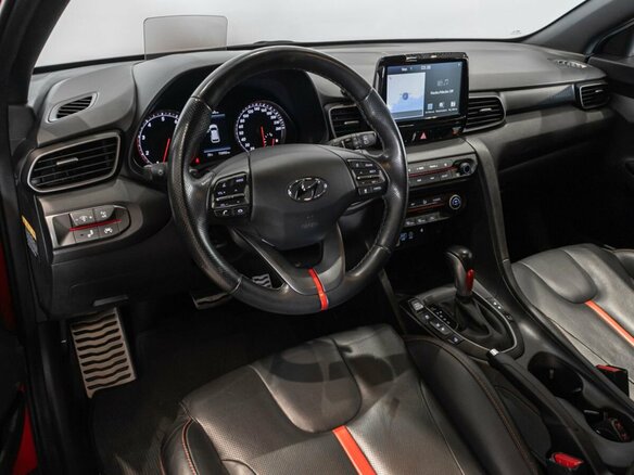 2019 Hyundai Veloster II, красный - вид 4