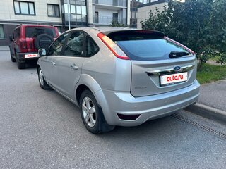 2008 Ford Focus II Рестайлинг, серебристый, 525000 рублей, вид 3