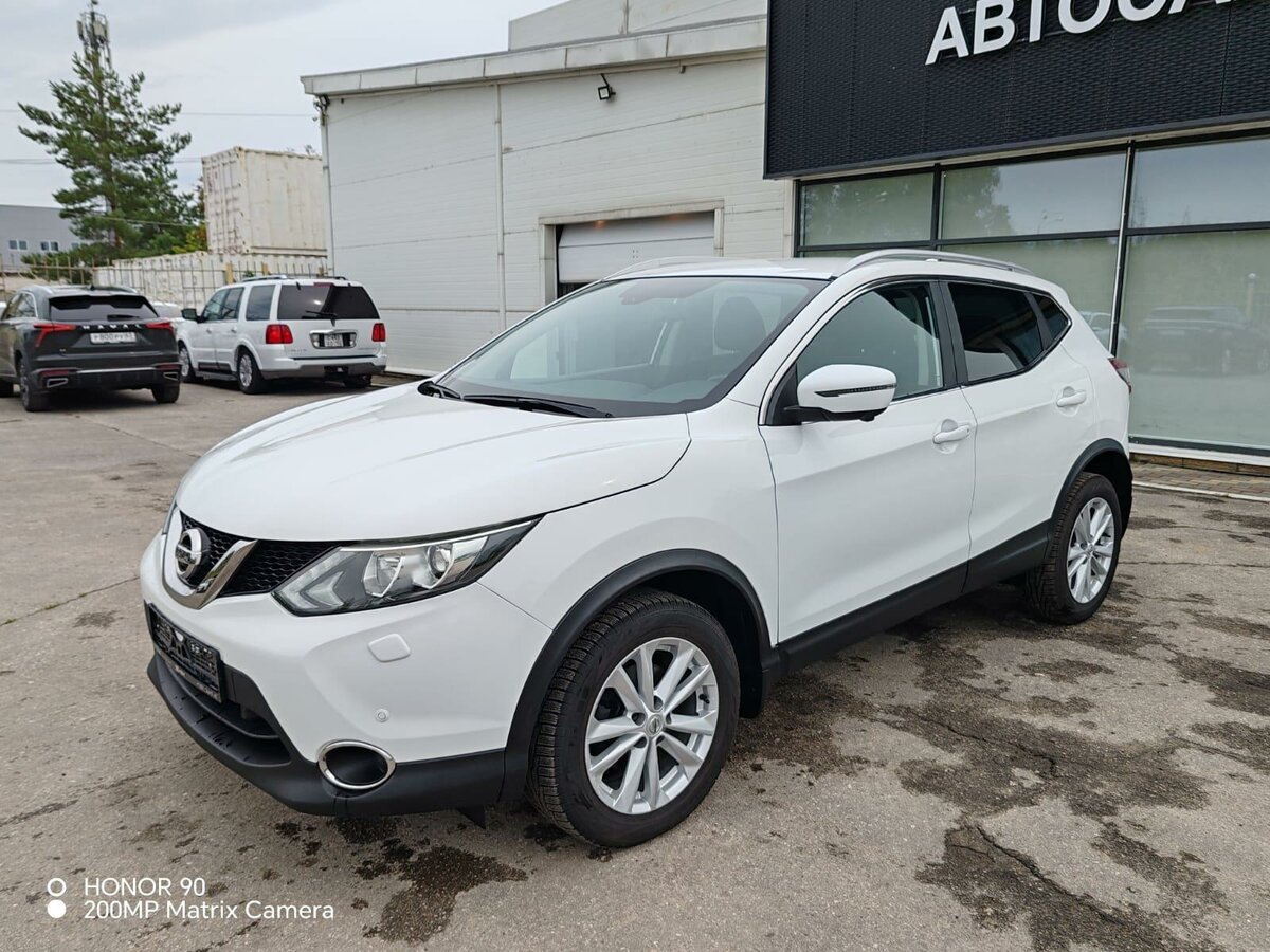 Открыть фотографии: Nissan Qashqai II