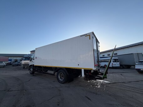 2022 Isuzu Forward (F-Series), белый, 5000000 рублей, вид 5