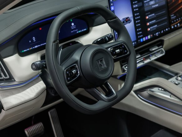 2026 Zeekr 8X 70 kWh, чёрный, 12148000 рублей - вид 18