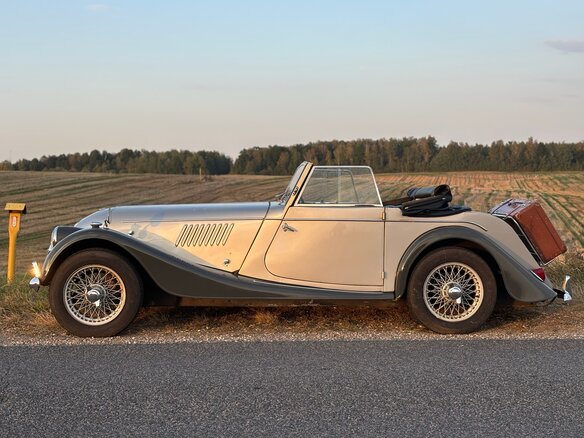 1962 Morgan Plus 4, серебристый, 7200000 рублей - вид 4
