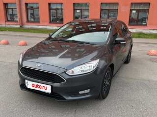 2017 Ford Focus III Рестайлинг, серый, 1300000 рублей, вид 1