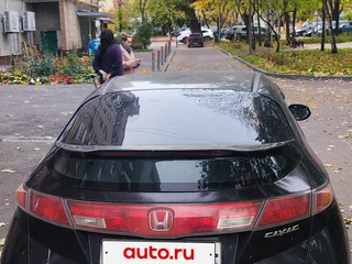 2008 Honda Civic VIII Рестайлинг, чёрный, 550000 рублей, вид 4