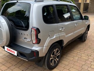 2025 Lada (ВАЗ) Niva Travel I, серебристый, 1450000 рублей, вид 3