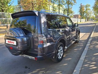 2010 Mitsubishi Pajero IV, серый, 2150000 рублей, вид 4