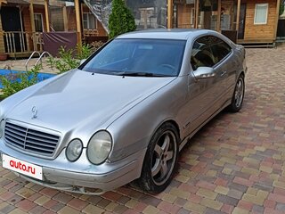 2001 Mercedes-Benz CLK-Класс 230 I (W208) Рестайлинг, серебристый, 485000 рублей, вид 3