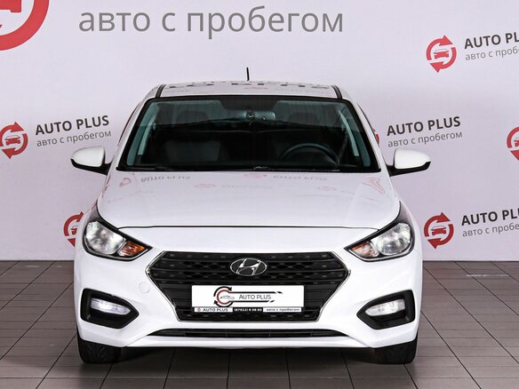 2019 Hyundai Solaris II, белый, 1150000 рублей - вид 2