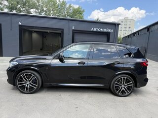 2021 BMW X5 M50d IV (G05/G18), чёрный, 8800000 рублей, вид 1