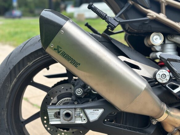 2022 BMW S 1000 RR, серый, 1800000 рублей - вид 9
