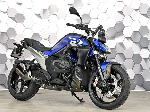 2025 BMW R 1300 R, синий, 2377000 рублей
