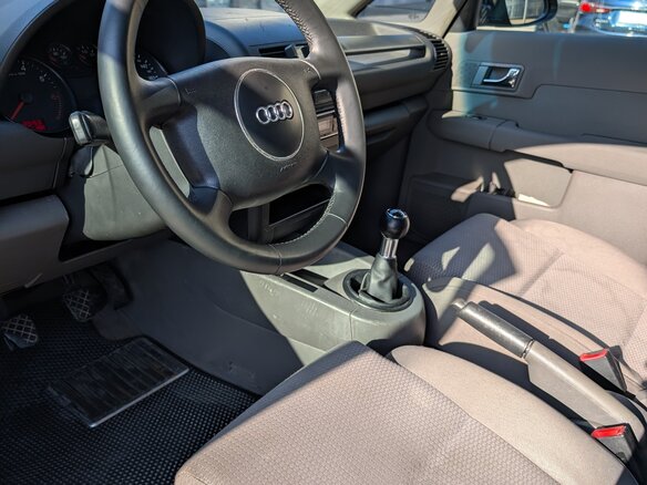 2001 Audi A2, фиолетовый, 490000 рублей - вид 13