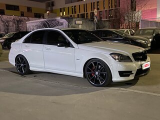 2011 Mercedes-Benz C-Класс 180 BlueEFFICIENCY III (W204) Рестайлинг, белый, 1350000 рублей, вид 3