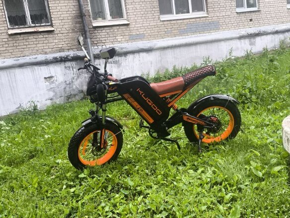 2025 Kugoo V Pro, оранжевый, 60000 рублей