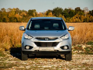 2013 Hyundai ix35 I, серебристый, 970000 рублей, вид 3