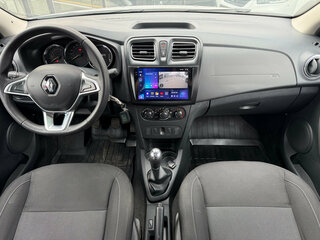 2020 Renault Logan Stepway II Рестайлинг, белый, 1150000 рублей, вид 3