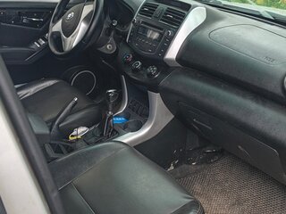 2015 Lifan X60 I, серебристый, 350000 рублей, вид 4